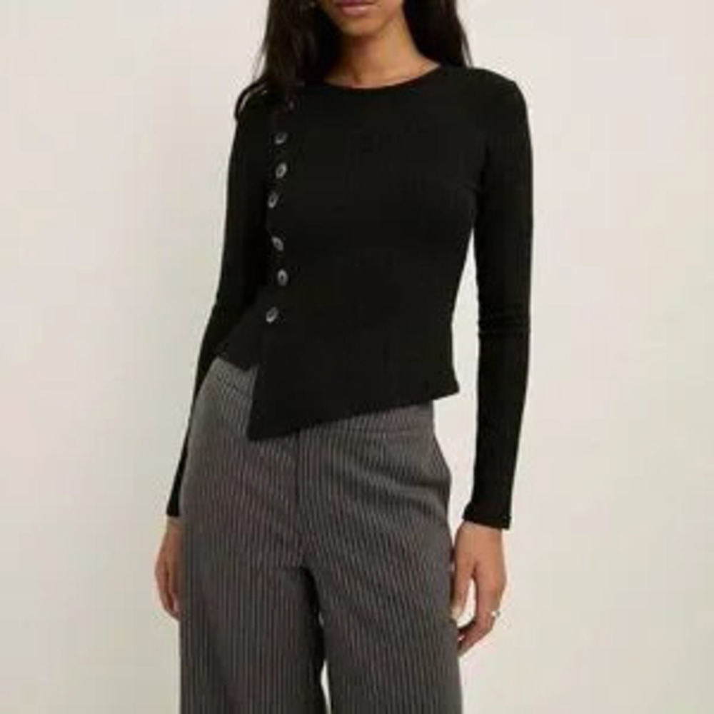 Black Casual Women's Ribbed Long Sleeve Top with Statement Buttons
